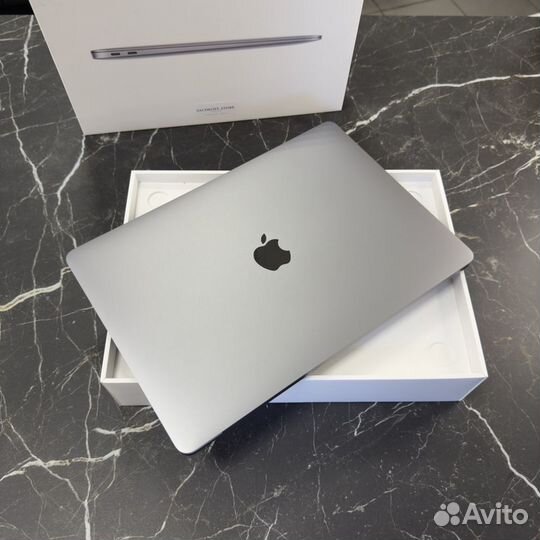 Apple MacBook Air 13