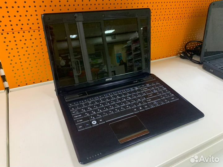 Ноутбук MSI MS16Y1 Pen 950/4Gb/320gbhdd/GT520 1Gb