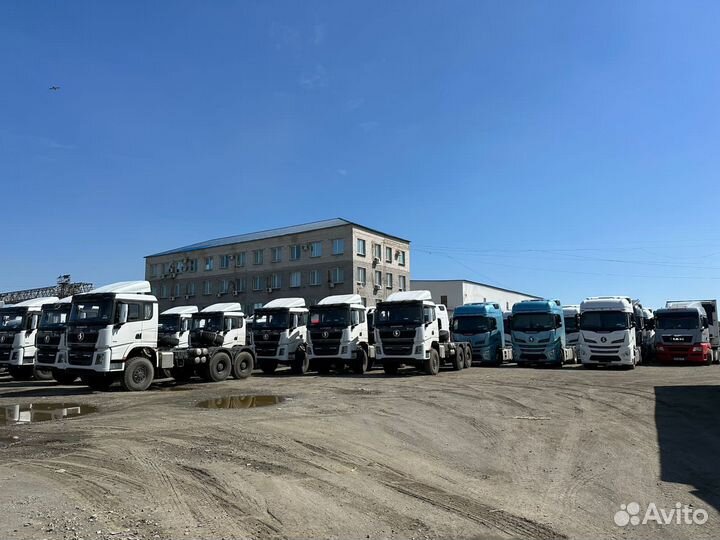 Shacman (Shaanxi) SX42586V385, 2023