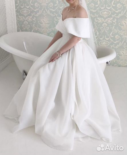 Свадебное платье и фата