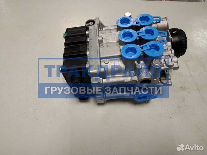 Кран управления подвеской Ман Даф Мерседес для ведущей оси и дополнительный мост