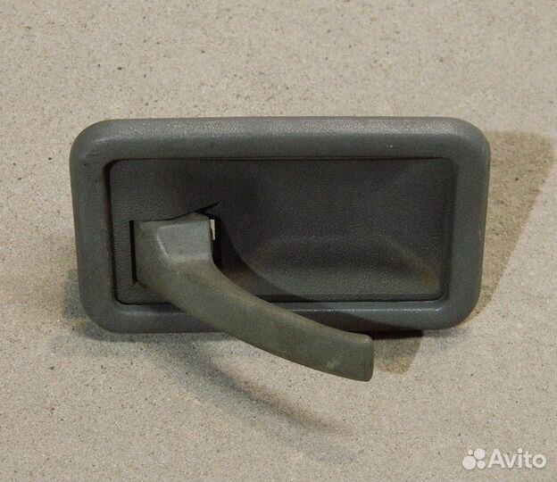 Ручка двери задней левой внутр. Kadett E