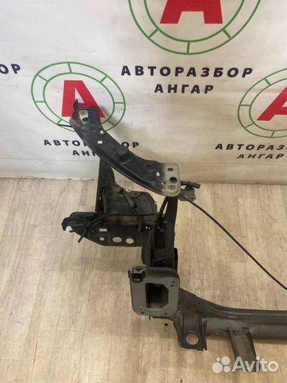 Рамка радиатора передняя Mitsubishi Outlander CW5W