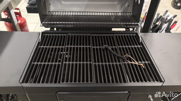 Угольный гриль Char-Broil Performance 780