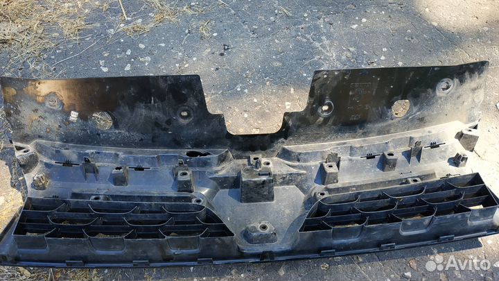Решетка радиатора на renault duster