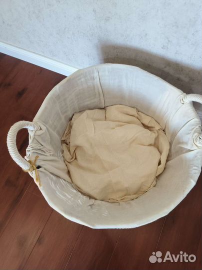 Корзина плетеная на 1 год фотосессии