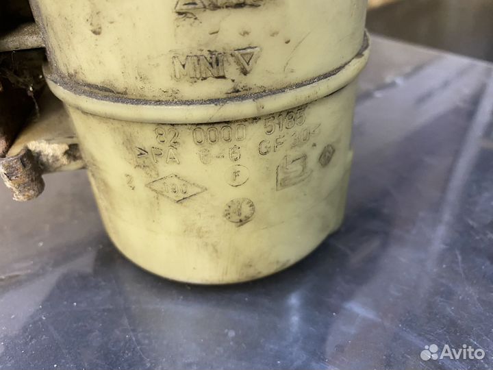 Рено бачок гура