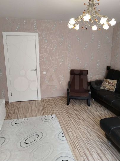 3-к. квартира, 73 м², 3/6 эт.