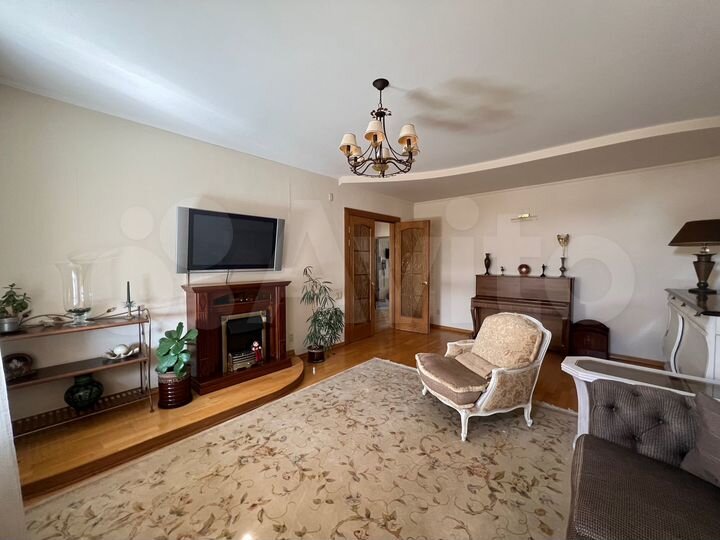 4-к. квартира, 155,7 м², 6/8 эт.