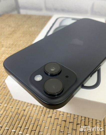 iPhone 15, 128 ГБ