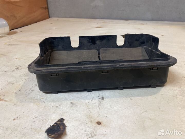 Клапан вентиляции багажника Subaru Legacy bl5