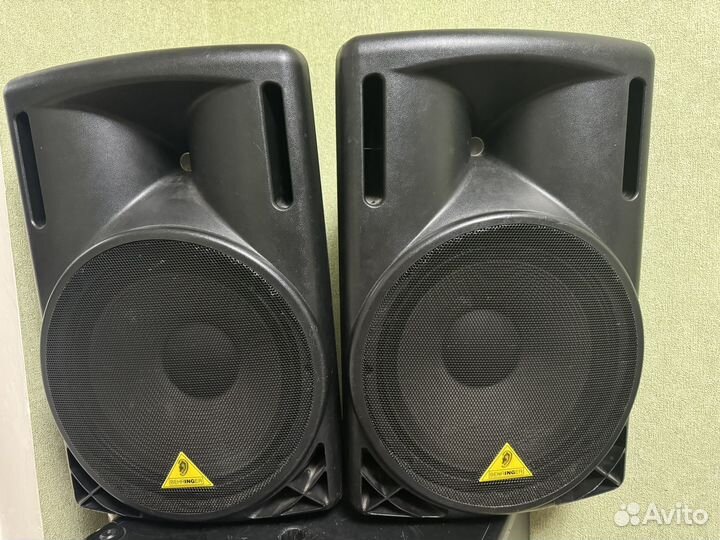 Колонки behringer b215d