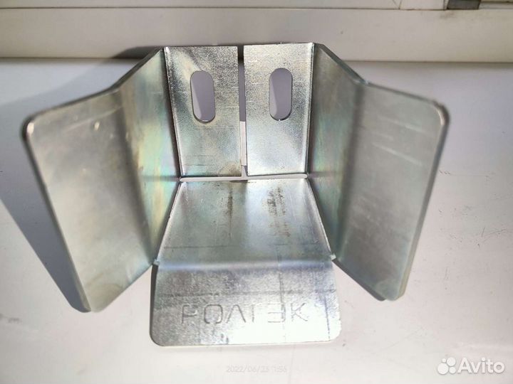 Улавливатель для откатных ворот Ролтэк