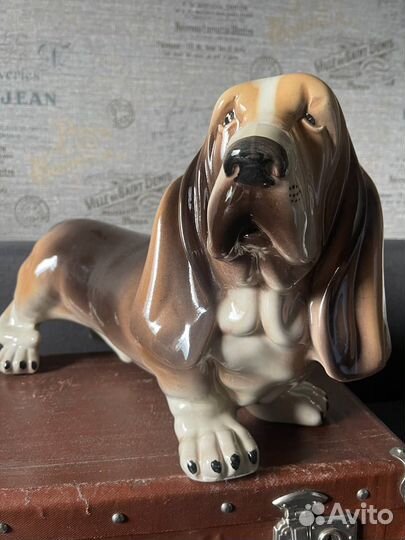 Статуэтка ростовая Бассет