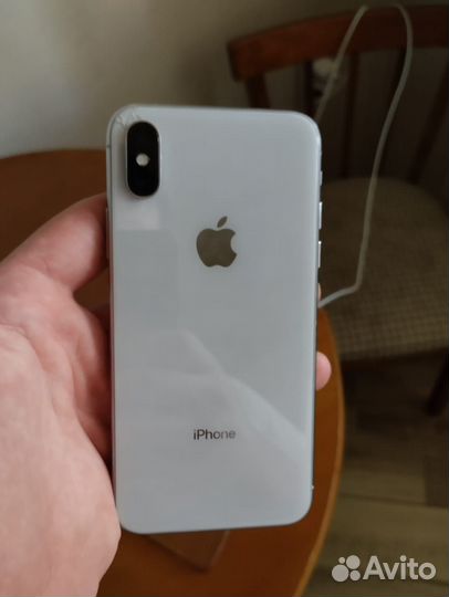 Телефон iPhone 10