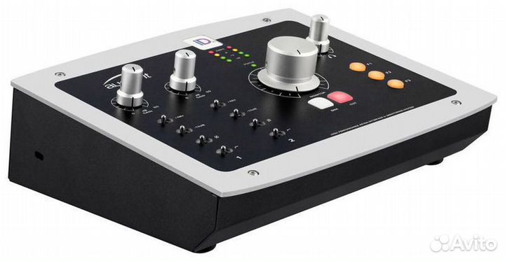 Внешняя звуковая карта Audient ID22