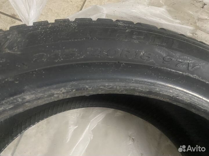 Laufenn I Fit LW 31 245/40 R18