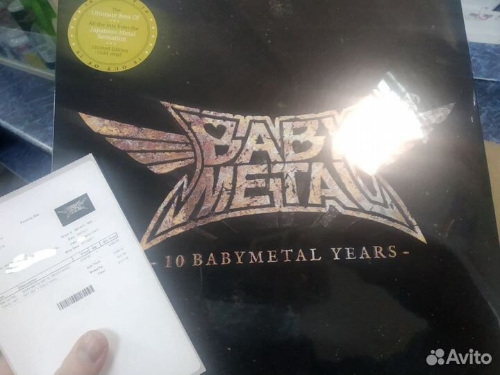 Золотая виниловая пластинка babymetal 10 лет