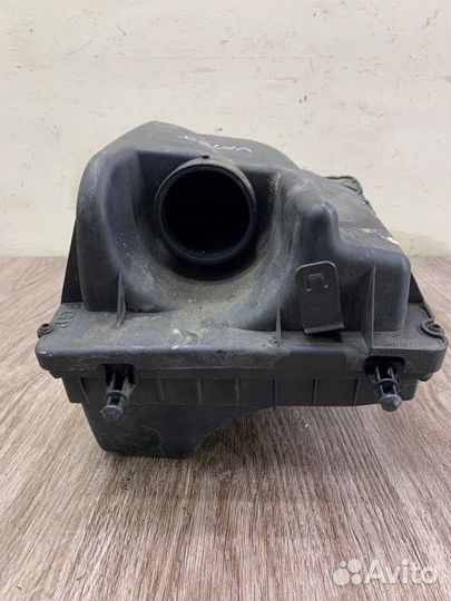 Корпус воздушного фильтра Opel Astra H Z17DTH