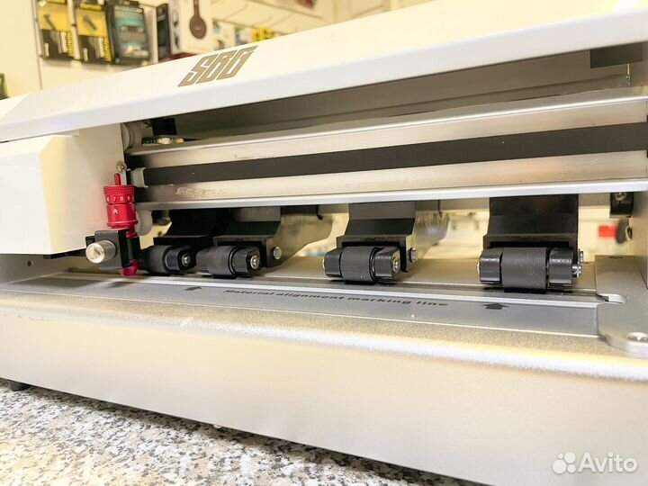 Плоттер для гидрогелевой пленки