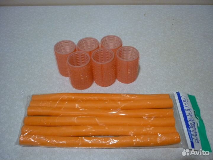 Бигуди и расческа