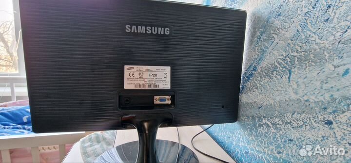 Монитор Samsung sa300 47см