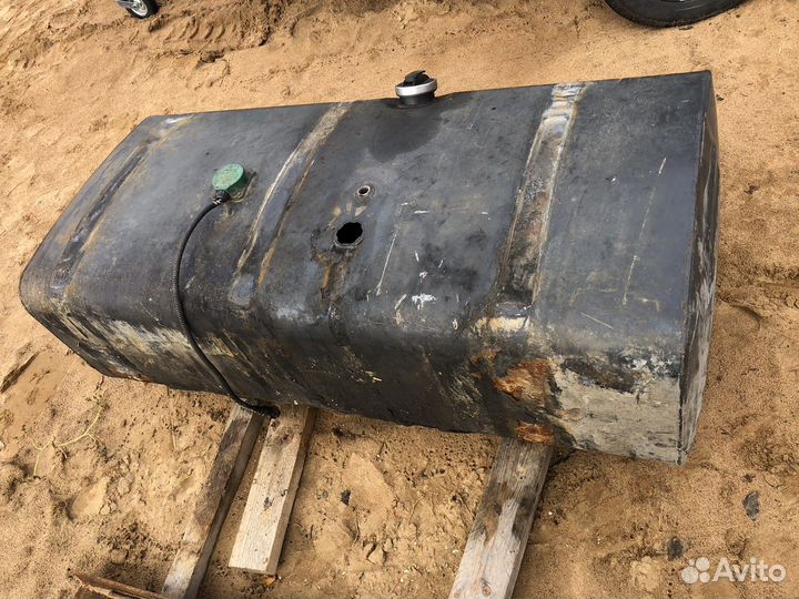 Топливный бак scania