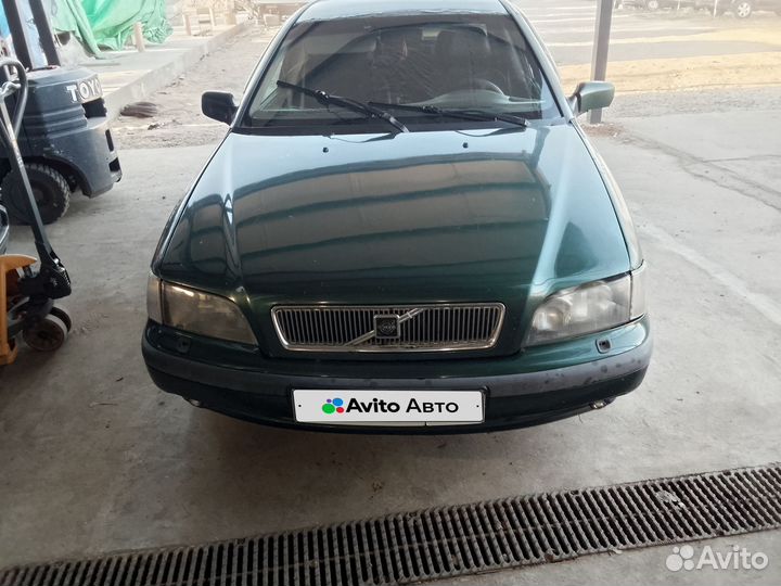 Volvo S40 1.6 МТ, 1998, 300 000 км