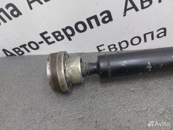 Карданный вал передний Jeep Grand Cherokee WK2