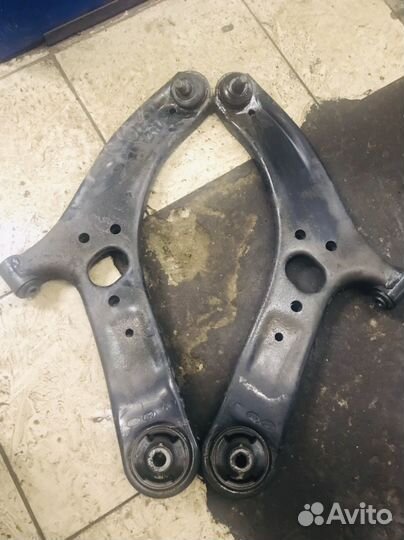 Передние рычаги