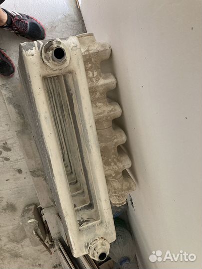 Батарея чугунная