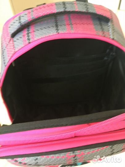 Рюкзак школьный для девочки новый