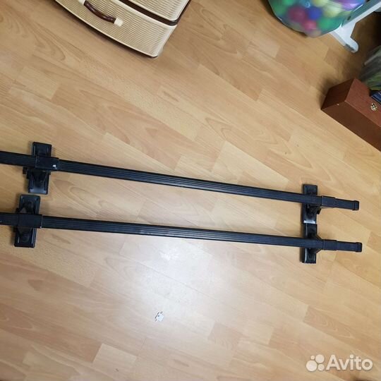 Рейлинги на крышу автомобиля