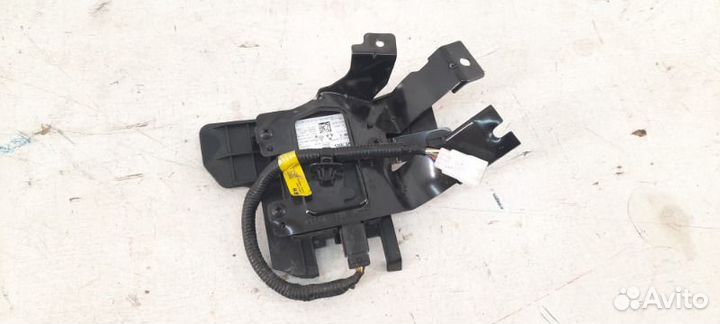 Датчик слепых зон передний Hyundai Sonata DN8