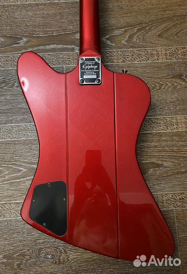 Бас гитара epiphone thunderbird