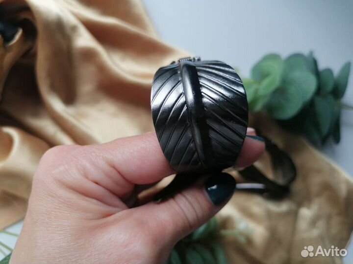 Подхваты для штор новые 2шт