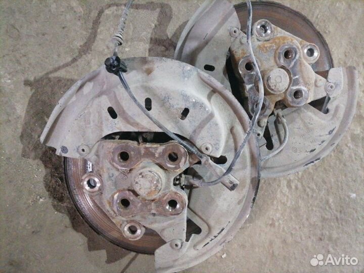 Ступица задняя правая Renault Fluence седан 2.0