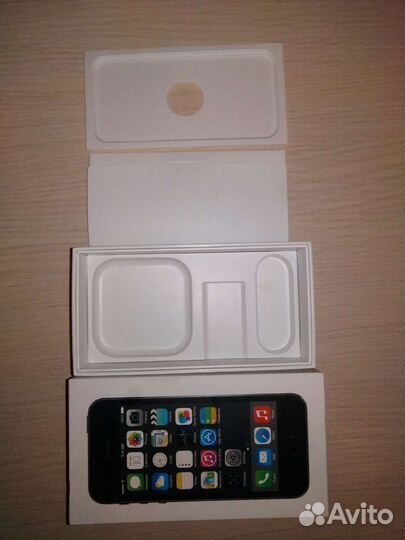 Коробка от iPhone 5s