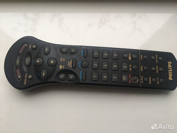 Пульт для видеомагнитофона philips VR496/55