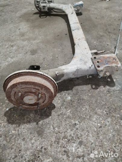 Балка подвески задняя Chery Bonus лифтбек 1.5 A13