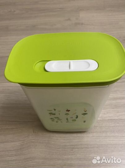 Тапервер Tupperware