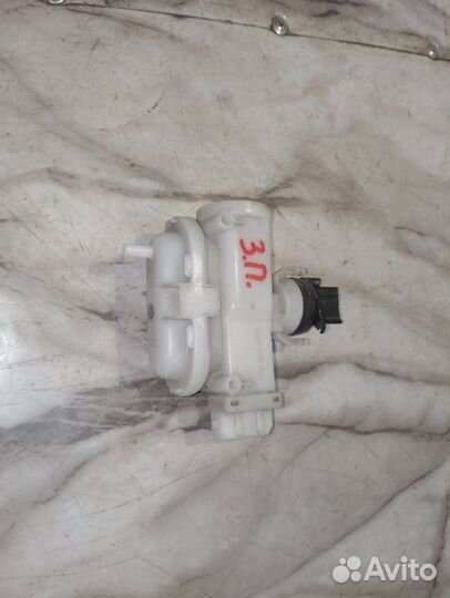 Активатор замка двери задний правый Volkswagen