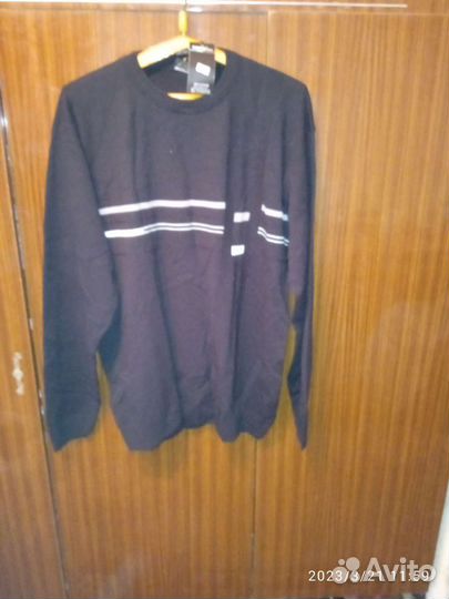 Свитер лёгкий новый