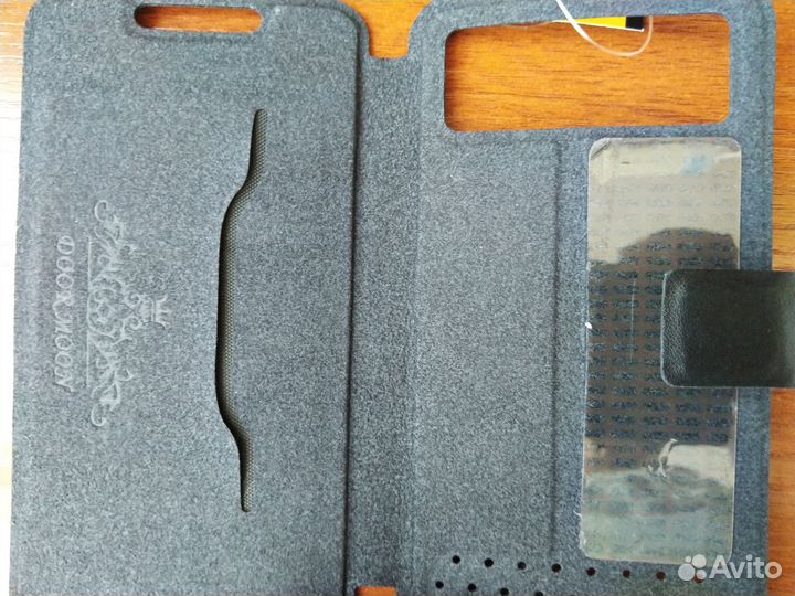 Чехол-книжка для смартфона