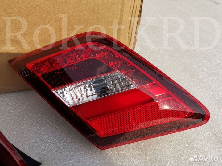 Задние фонари toyota camry 40 Бело-красные
