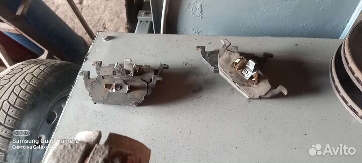 Передние стойки Шкода octavia поворотные кулаки