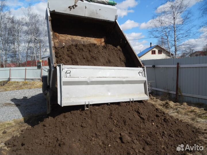 Перегной Навоз Чернозем с Доставкой от 3-х кубов