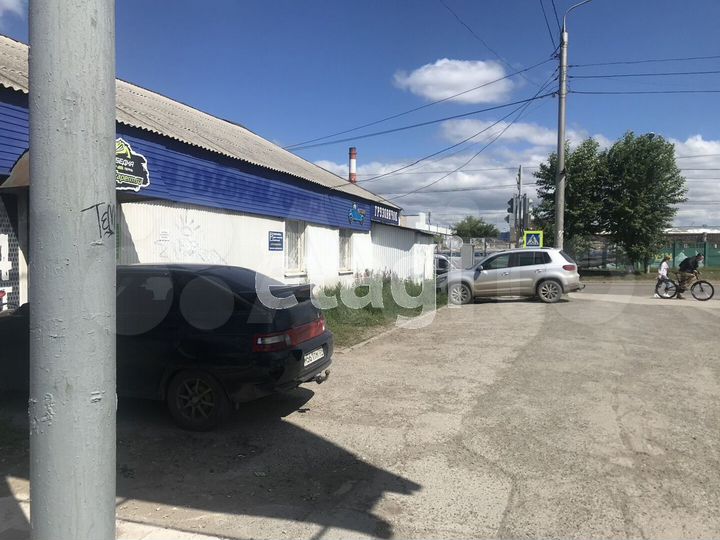 Продам торговое помещение, 240 м²