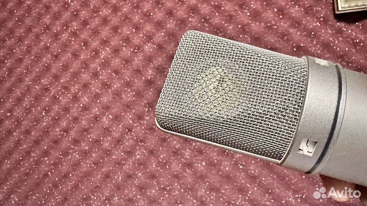Студийный микрофон Neumann U87 ai