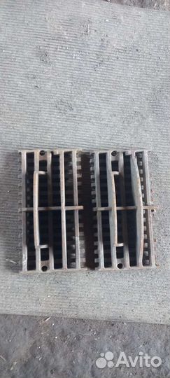 Чугунная решетка